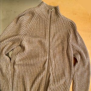 Premium quality zip up sweater XL